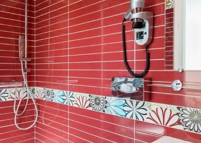 Отель Wyld Saint Germain Париж