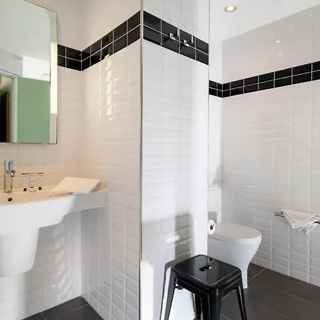 Wyld Saint Germain Hotel 3*