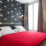 Wyld Saint Germain Hotel