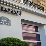 Wyld Saint Germain 3* Paris