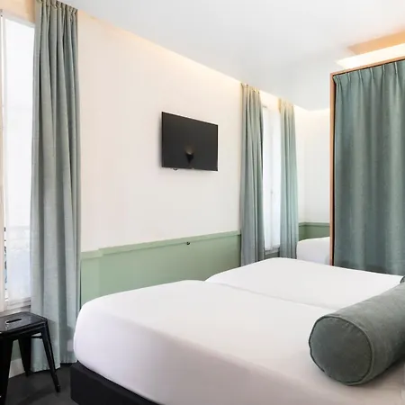 Wyld Saint Germain Hotel 3*
