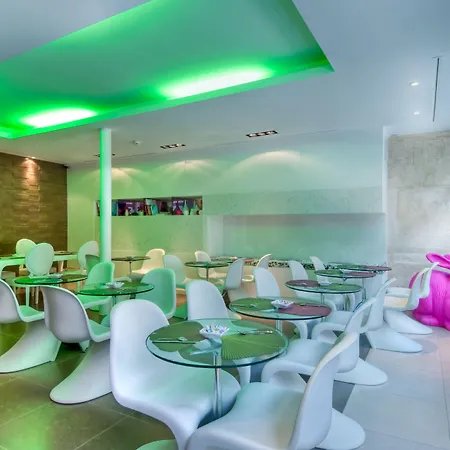 Wyld Saint Germain 호텔