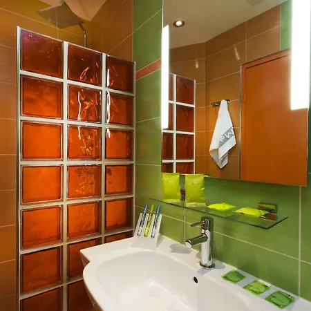 Wyld Saint Germain Paris