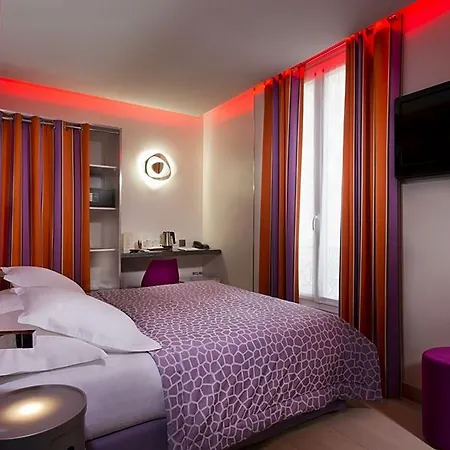 Wyld Saint Germain Hotel