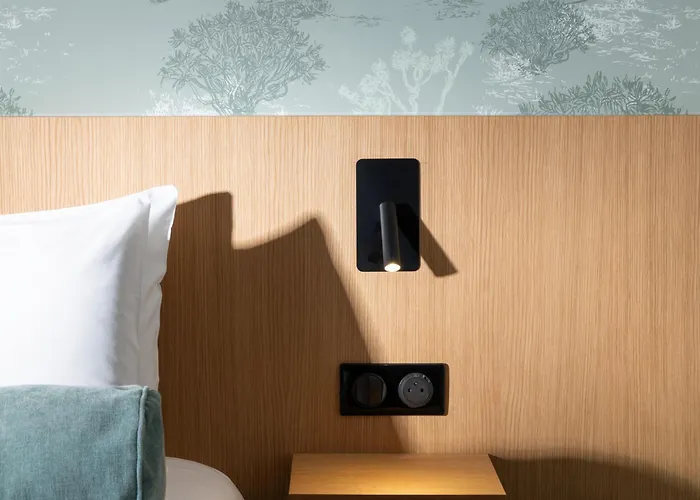 Wyld Saint Germain 3* Párizs