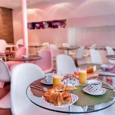 Wyld Saint Germain Hotell