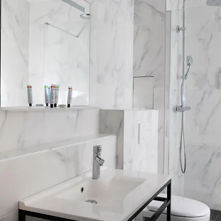 Hotell Wyld Saint Germain