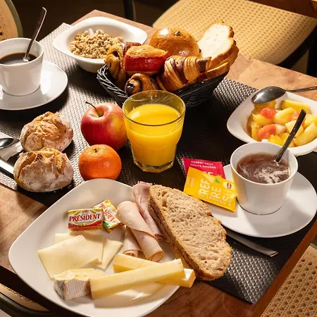 Wyld Saint Germain Hotell 3*